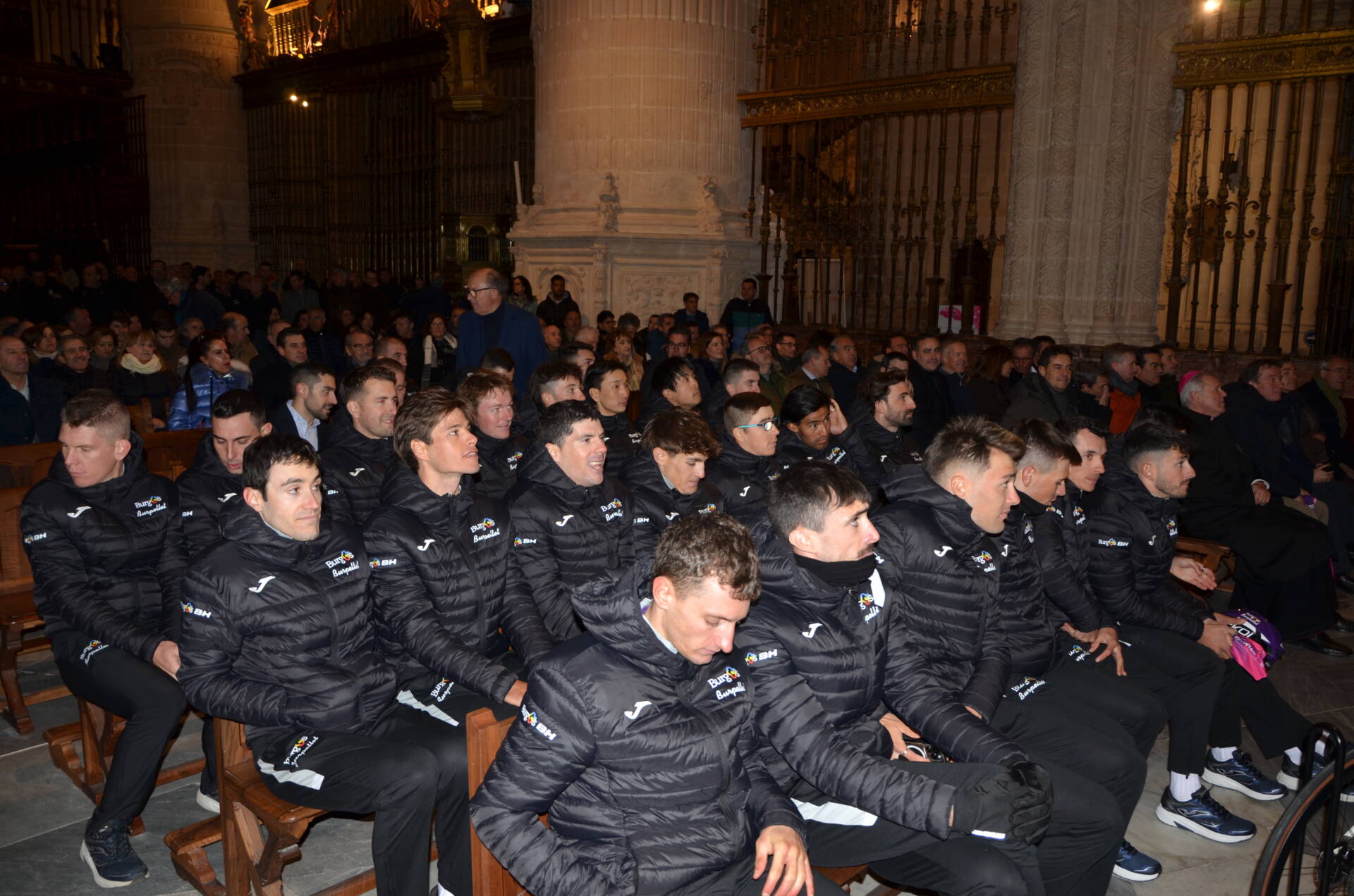 El Burgos Burpellet BH elige la Catedral para su puesta de largo 14 presentacion-burgos-burpellet-bh_00013