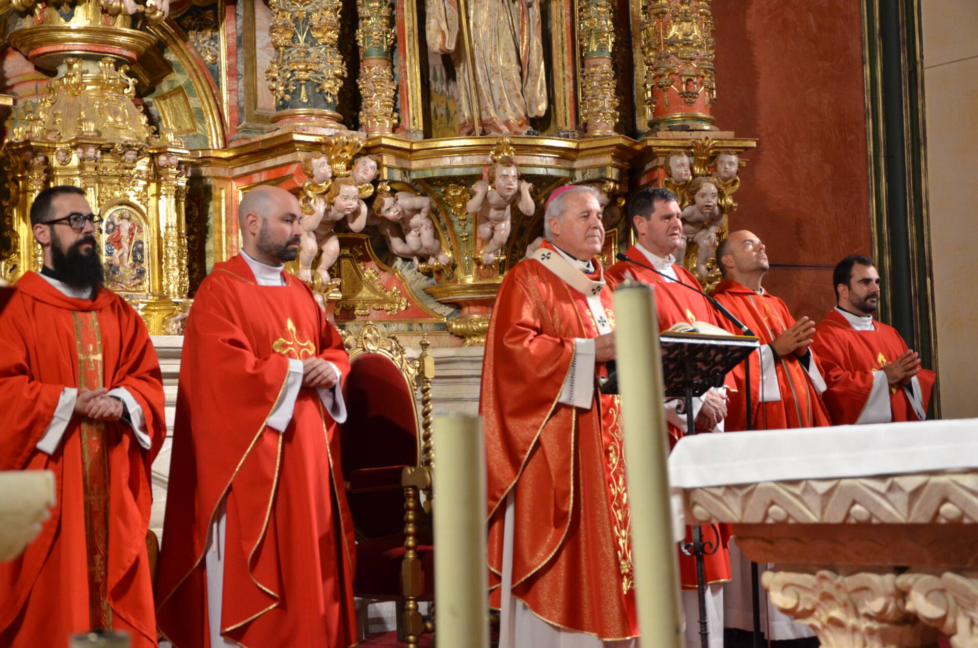 El arzobispo anima a los profesores de Religión a «mostrar a los jóvenes el camino de la Verdad que les haga felices» 3 profesores-religión-missio-canónica-arzobispo-burgos_00002