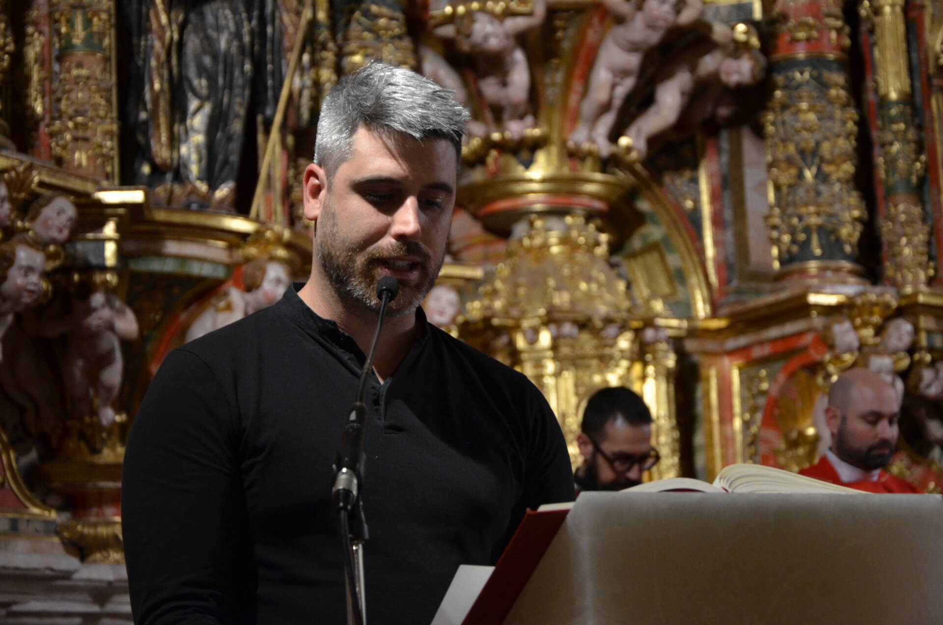 El arzobispo anima a los profesores de Religión a «mostrar a los jóvenes el camino de la Verdad que les haga felices» 15 profesores-religión-missio-canónica-arzobispo-burgos_00007
