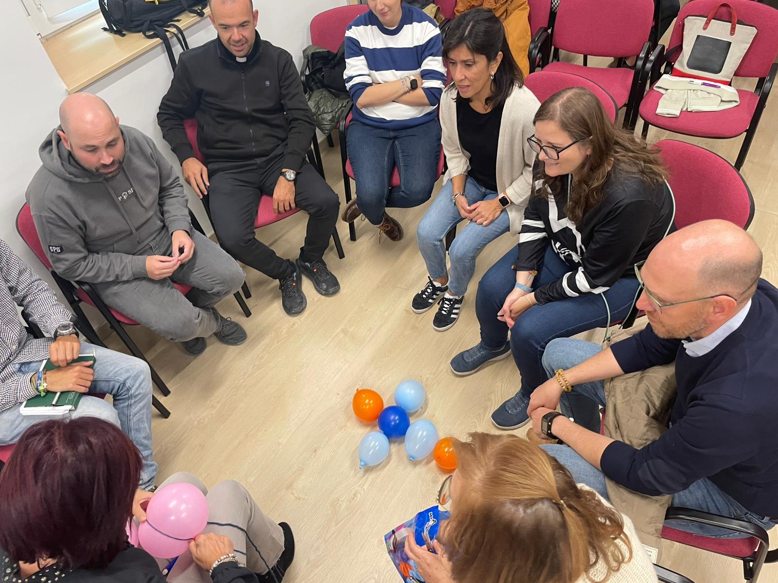 El arzobispo anima a los profesores de Religión a «mostrar a los jóvenes el camino de la Verdad que les haga felices» 12 profesores-religión-missio-canónica-arzobispo-burgos_00017