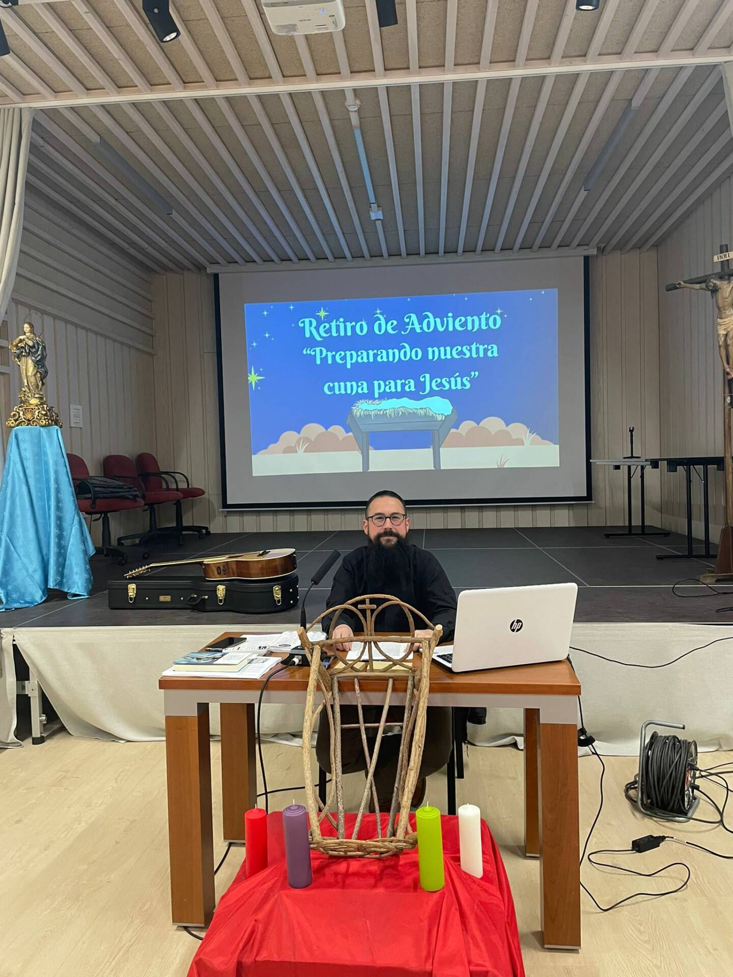 Los profesores de Religión «preparan la cuna a Jesús» 2 Los profesores de Religión «preparan la cuna a Jesús»