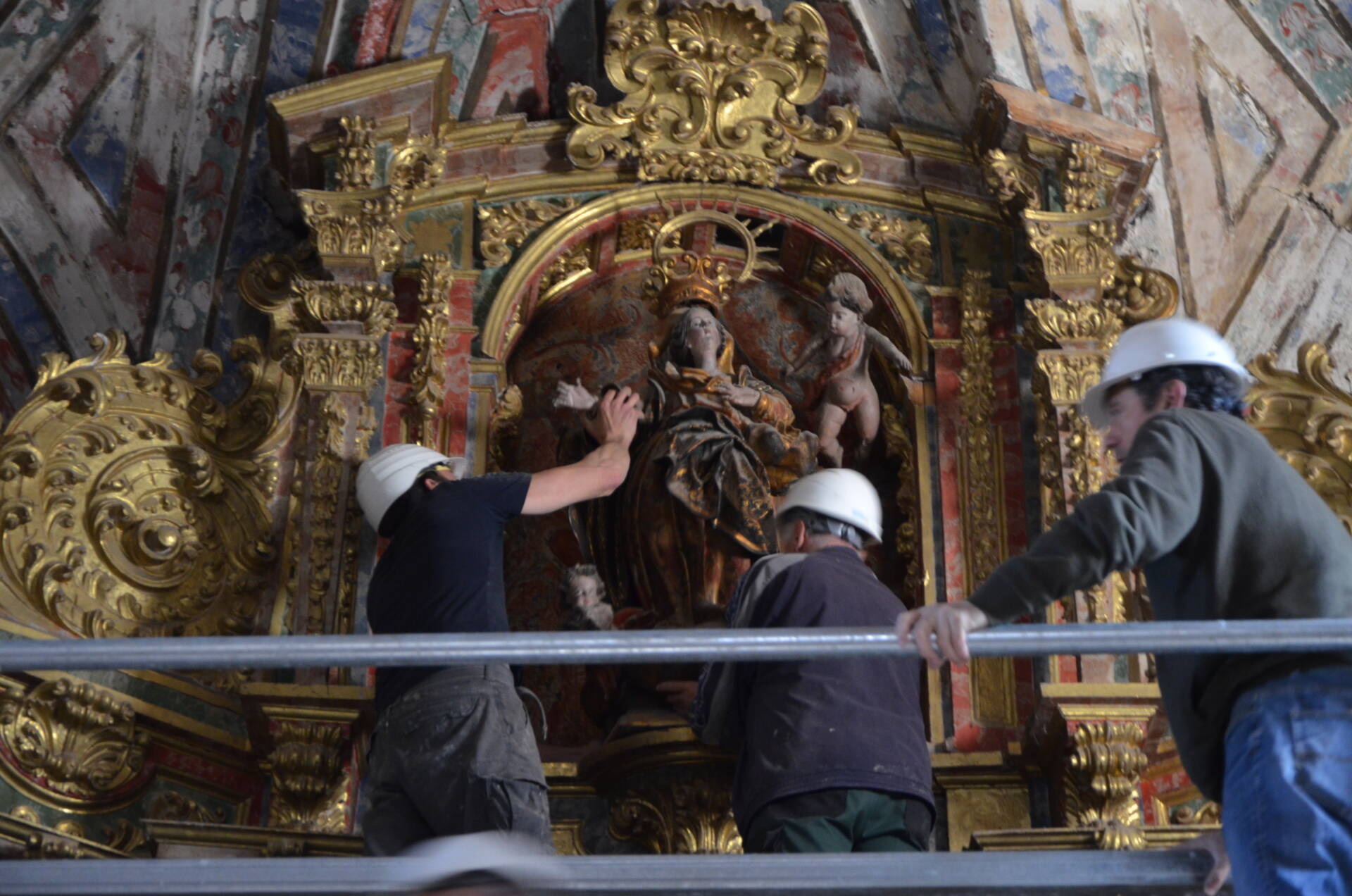 Patrimonio: Así se rescata un retablo 1 protemplos retablo restauración