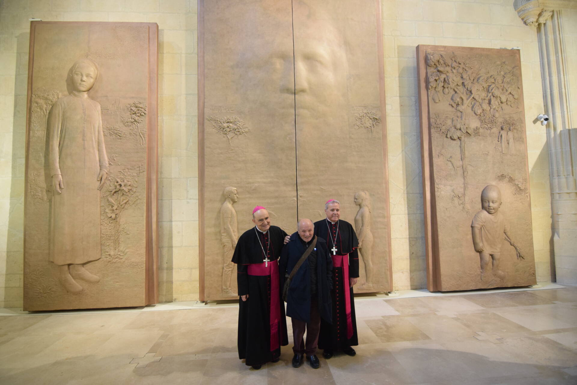 «Estas puertas son fruto de la audacia y la creatividad de Burgos» 4 puertas antonio lopez catedral burgos inauguración
