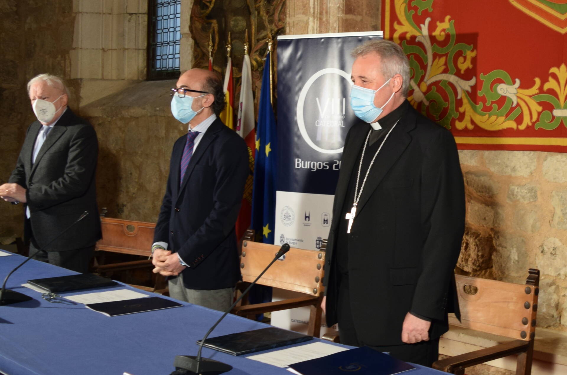 «Prudencia e inteligencia» para abordar el proyecto de cambio de puertas en la Catedral 1 puertas de la catedral