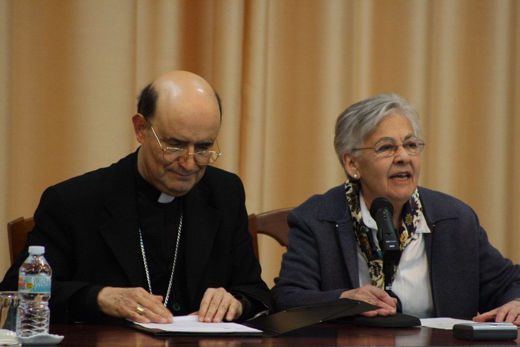 Encuentros del arzobispo con la vida religiosa de la diócesis 1 religiosos-1.jpg