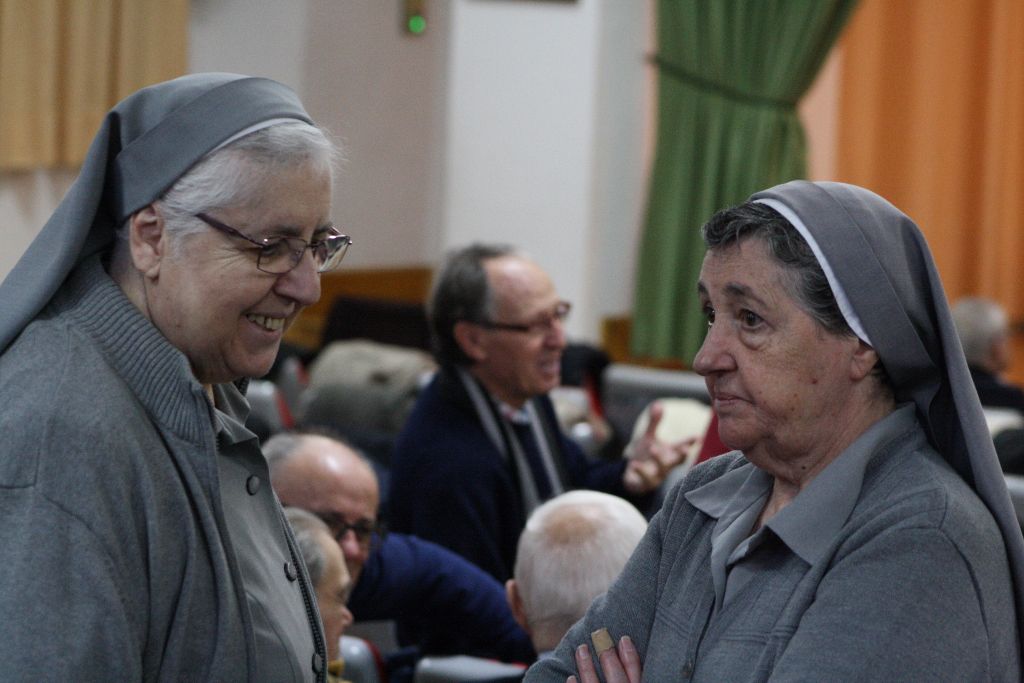 Encuentros del arzobispo con la vida religiosa de la diócesis 14 religiosos-14.jpg