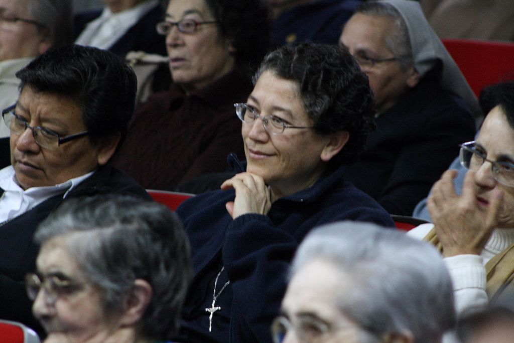 Encuentros del arzobispo con la vida religiosa de la diócesis 4 religiosos-4.jpg