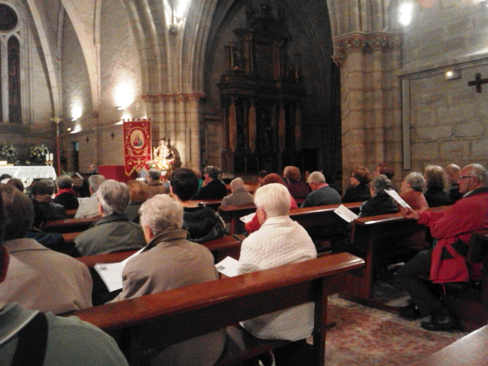 Los arciprestazgos de la ciudad celebran varias vigilias por la vida consagrada 2 religiosos-burgos.jpg
