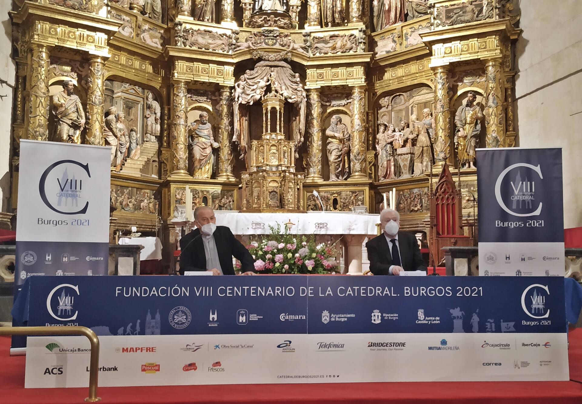 La Fundación VIII Centenario limpiará el retablo mayor de la Catedral 1 retablo mayor catedral burgos