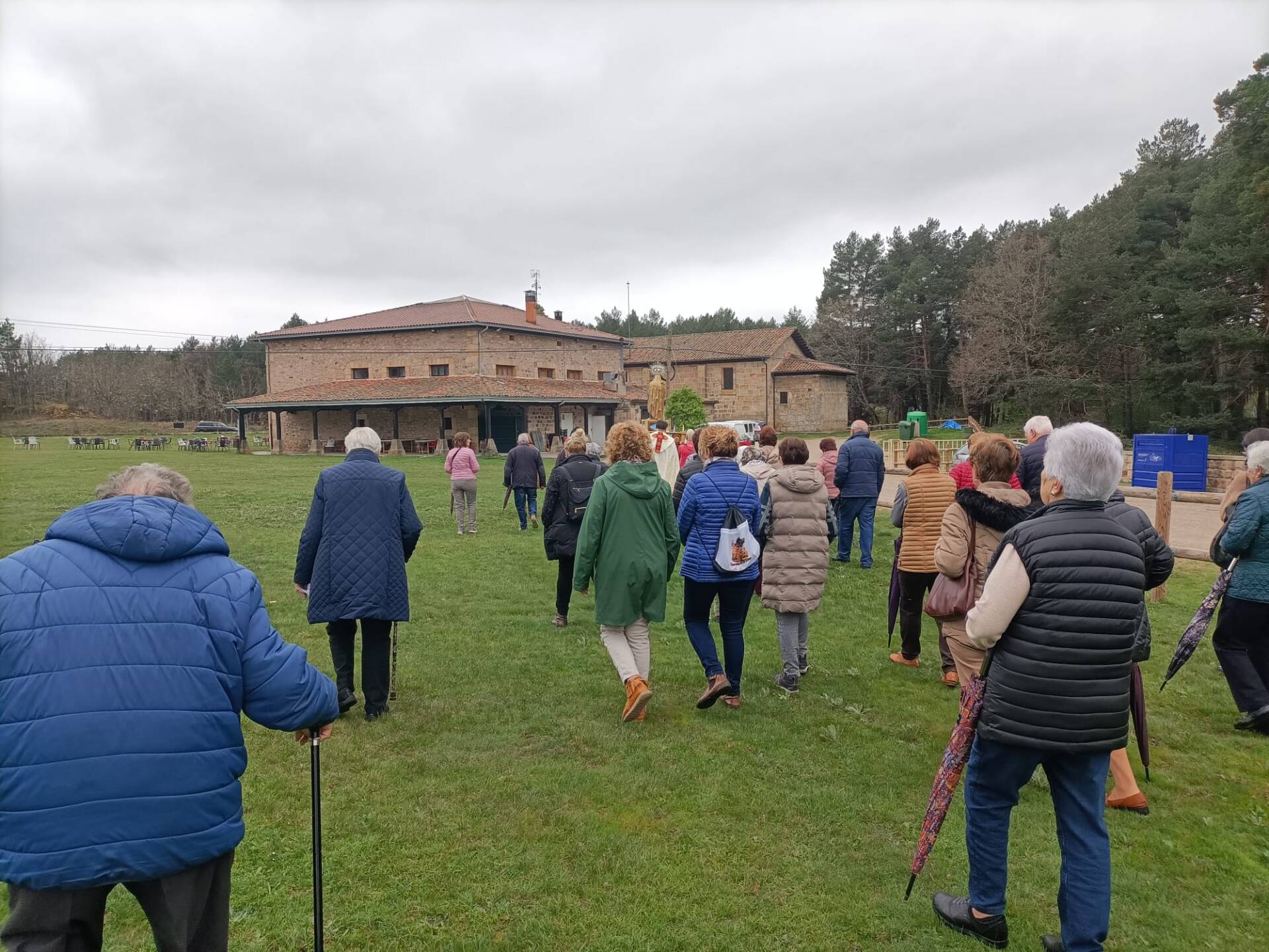 El arciprestazgo de La Sierra vive el Jubileo en Revenga 6 El arciprestazgo de La Sierra vive el Jubileo en Revenga
