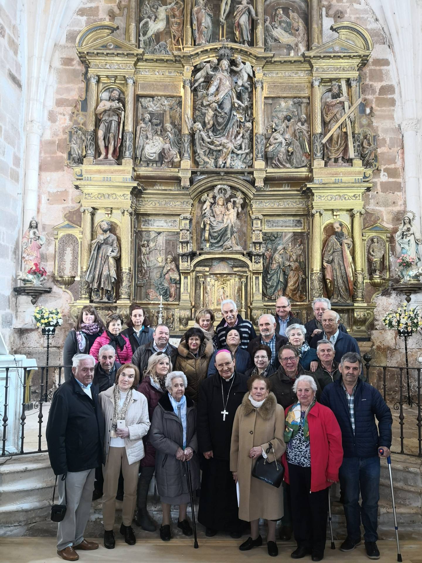 El arzobispo visita la Unidad Pastoral de Cardeñadijo 2 revilla