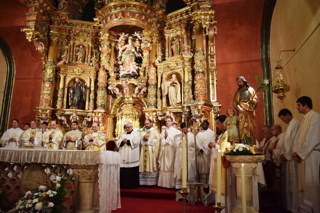«Cariño, nervios y alegría» en el primer paso hacia el sacerdocio 3 rito-de-admision-3.jpg