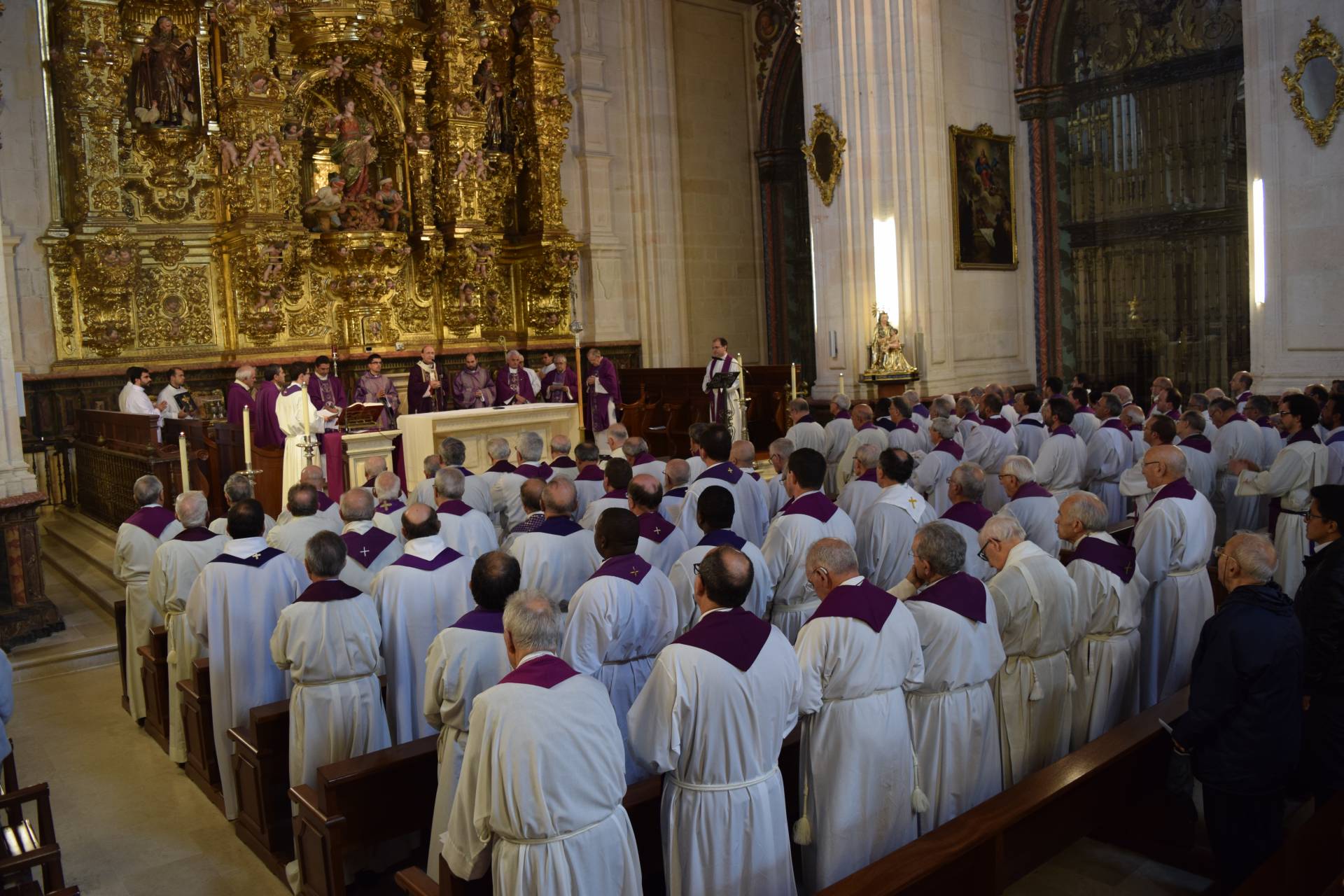 El clero burgalés reza por los obispos y sacerdotes difuntos 1 sacerdotes difuntos (1)