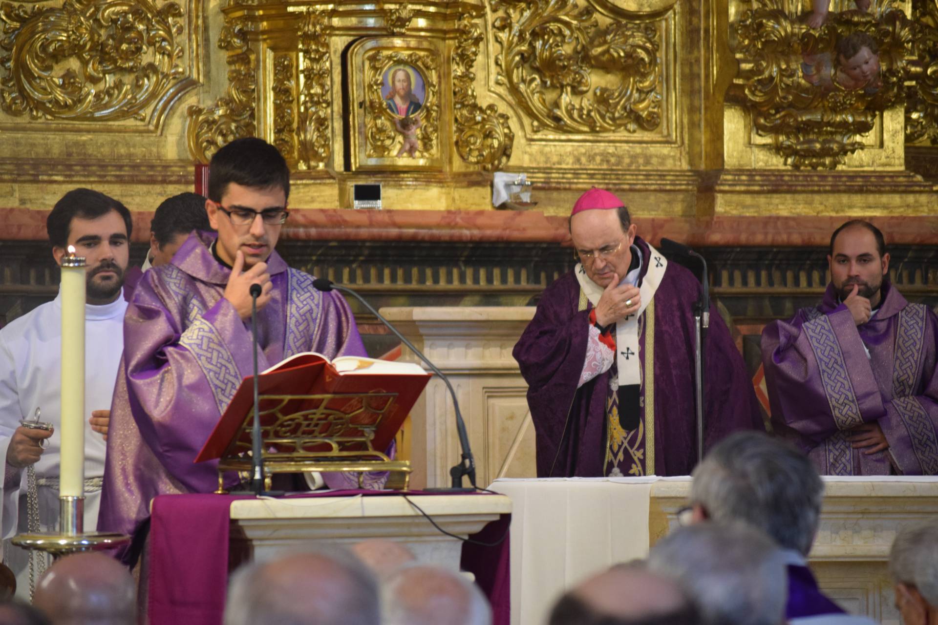 El clero burgalés reza por los obispos y sacerdotes difuntos 5 sacerdotes difuntos (5)