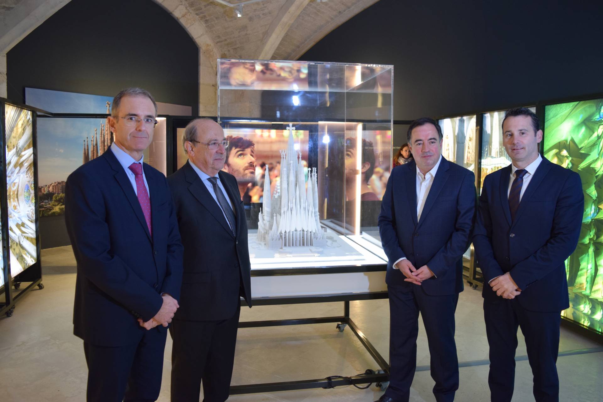 Llega a la Catedral la exposición «Gaudí y la Sagrada Familia» 5 sagrada familia_5