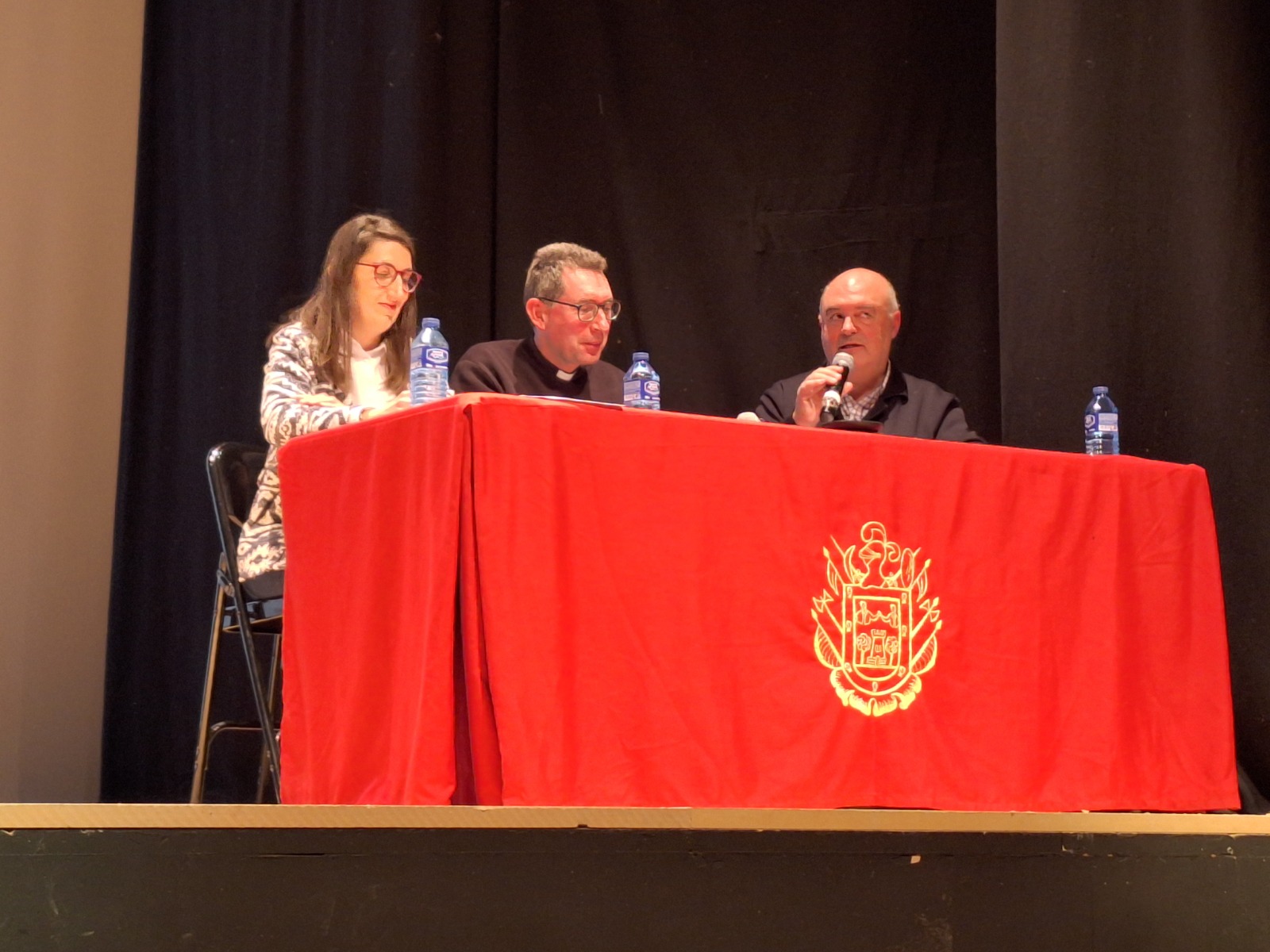 «La inmigración es una oportunidad para nuestros pueblos» 6 salas-infantes-encuentros-mundo-rural-inmigración_07