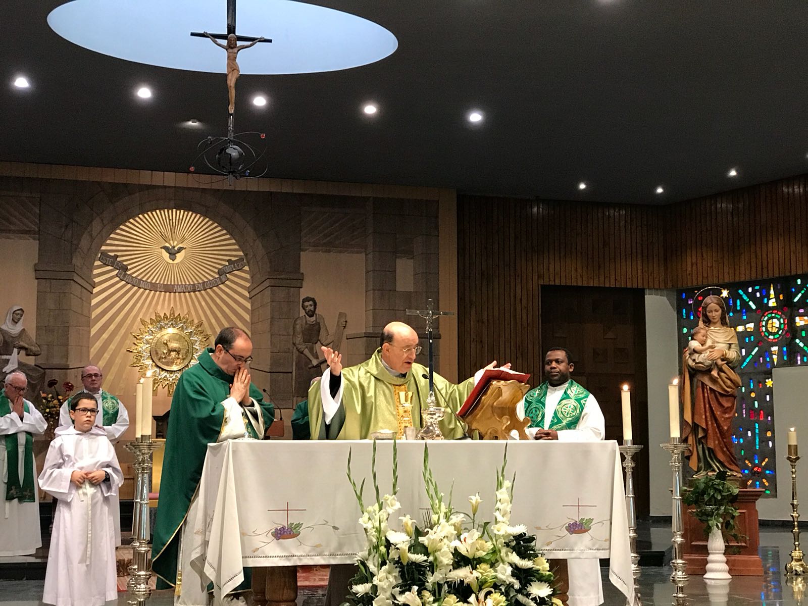 Don Fidel Herráez visita la parroquia de San José Obrero 10 san jose obrero 11