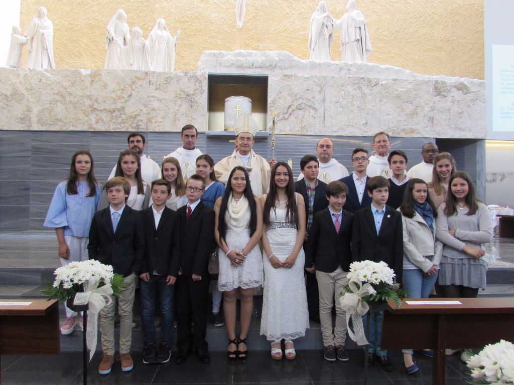 El arzobispo visita la parroquia de San Josemaría 1 san-josemaria-burgos-2.jpg