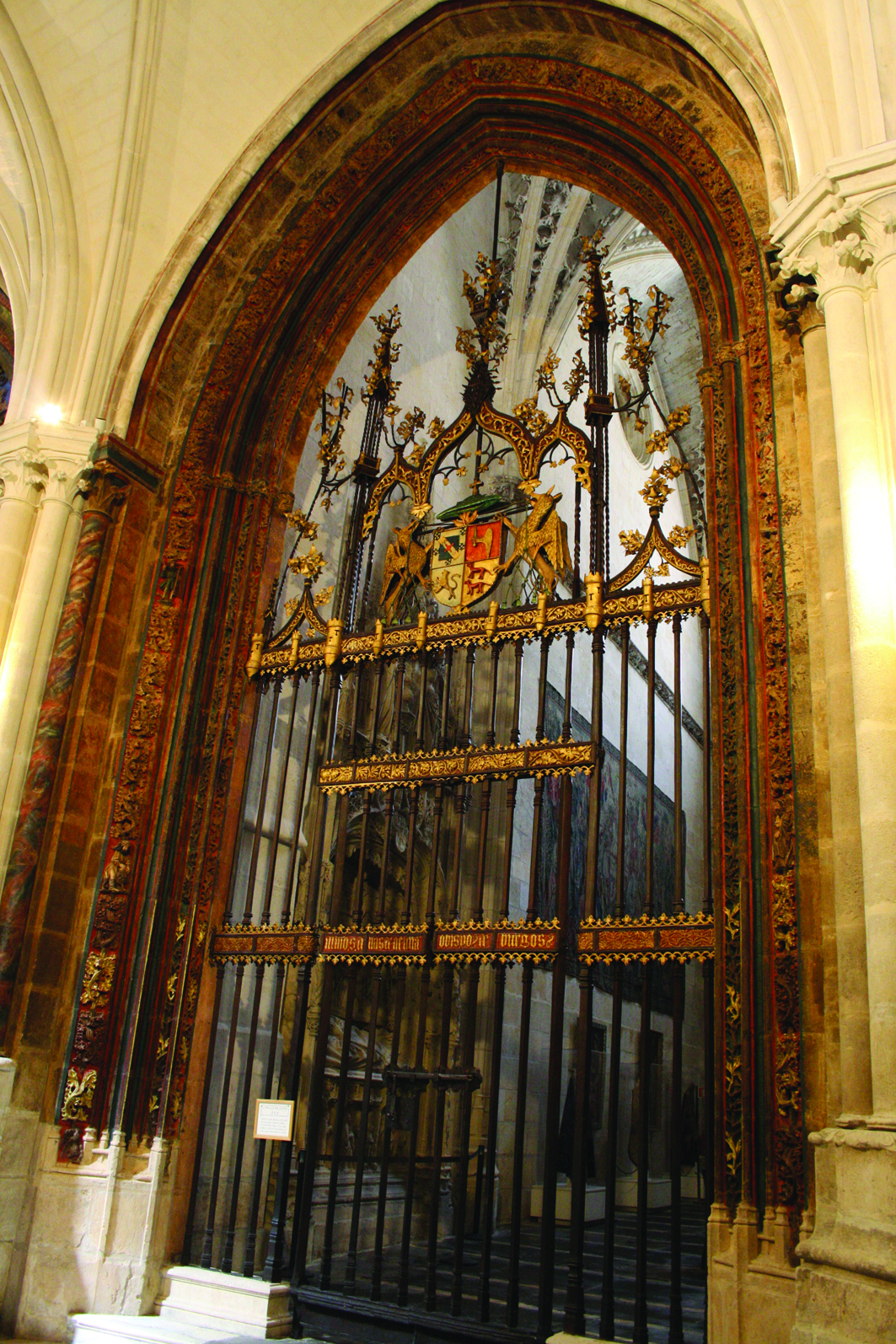 La capilla de Santa Ana de la catedral recupera su pórtico 1 Con la restauración de la portada se dan por finalizadas las obras de rehabilitación de la capilla.