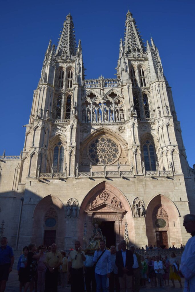 El turismo religioso congregó en 2023 a más de 800.000 personas en la provincia de Burgos 2 santa maria la mayor 6