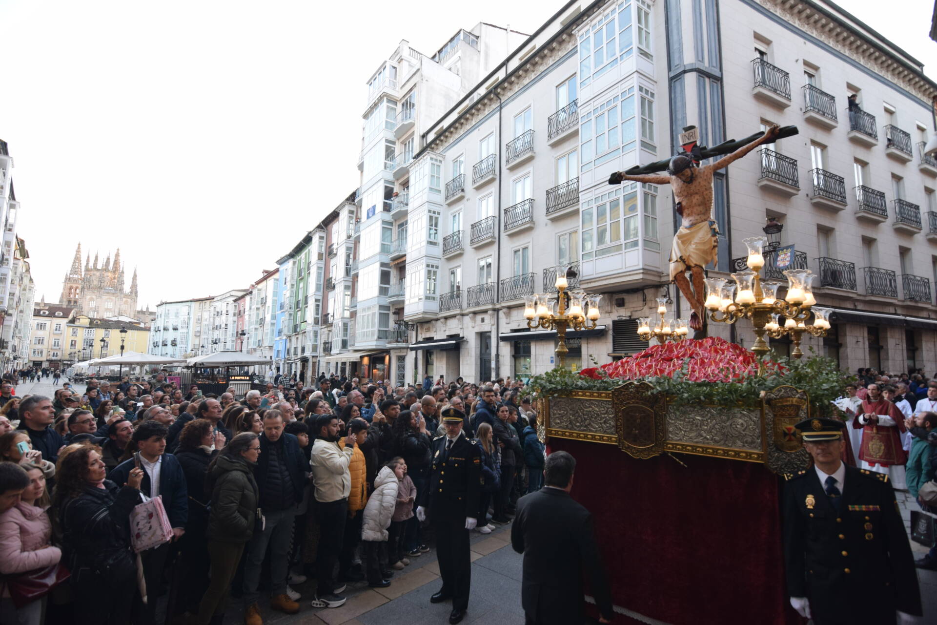 Costaleros, ¡viva el Santísimo Cristo de Burgos! 3 Santísimo Cristo de Burgos