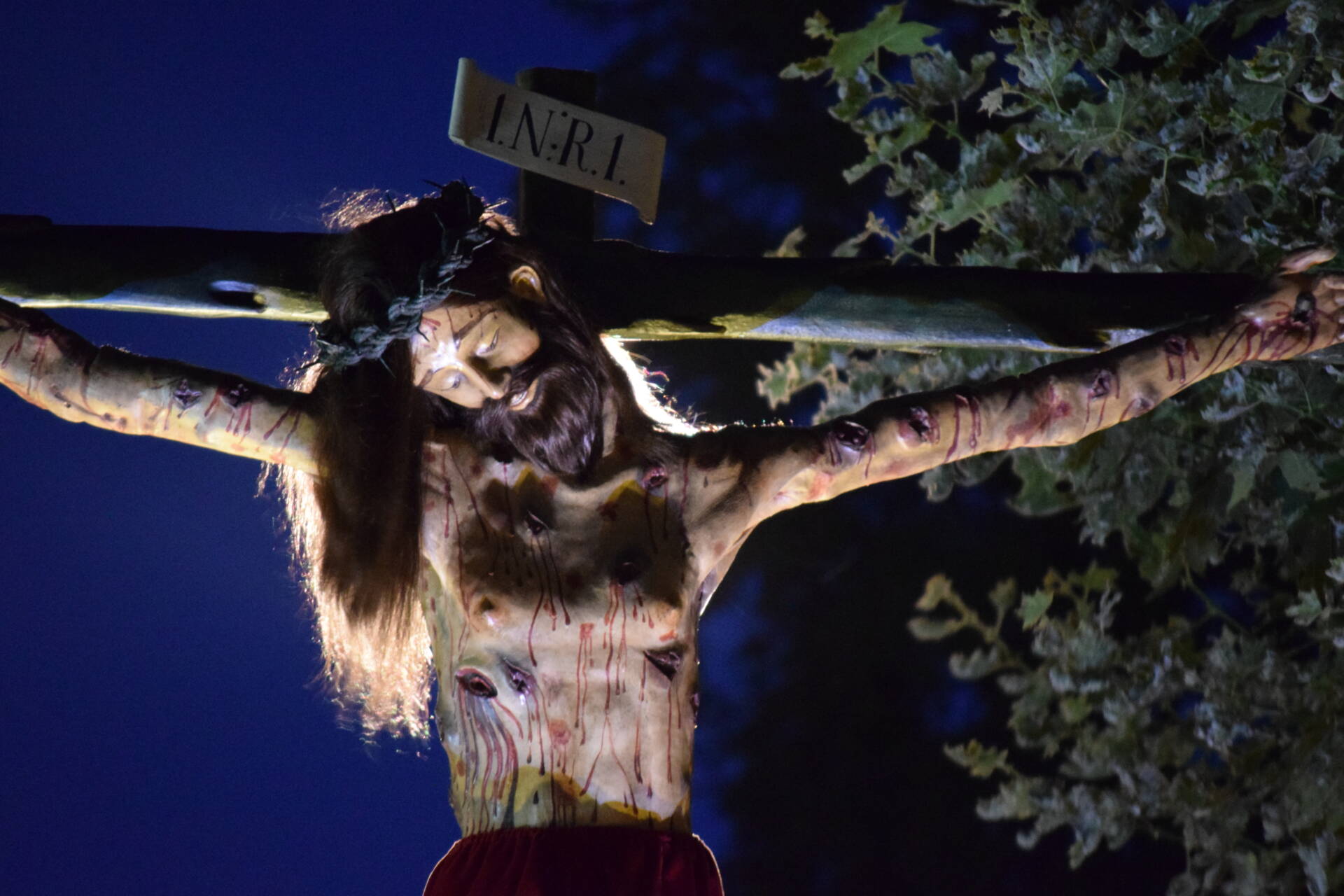 Cristo en la cruz, «fármaco para los sufrimientos del alma» 5 Santísimo Cristo de Burgos exaltación de la santa cruz