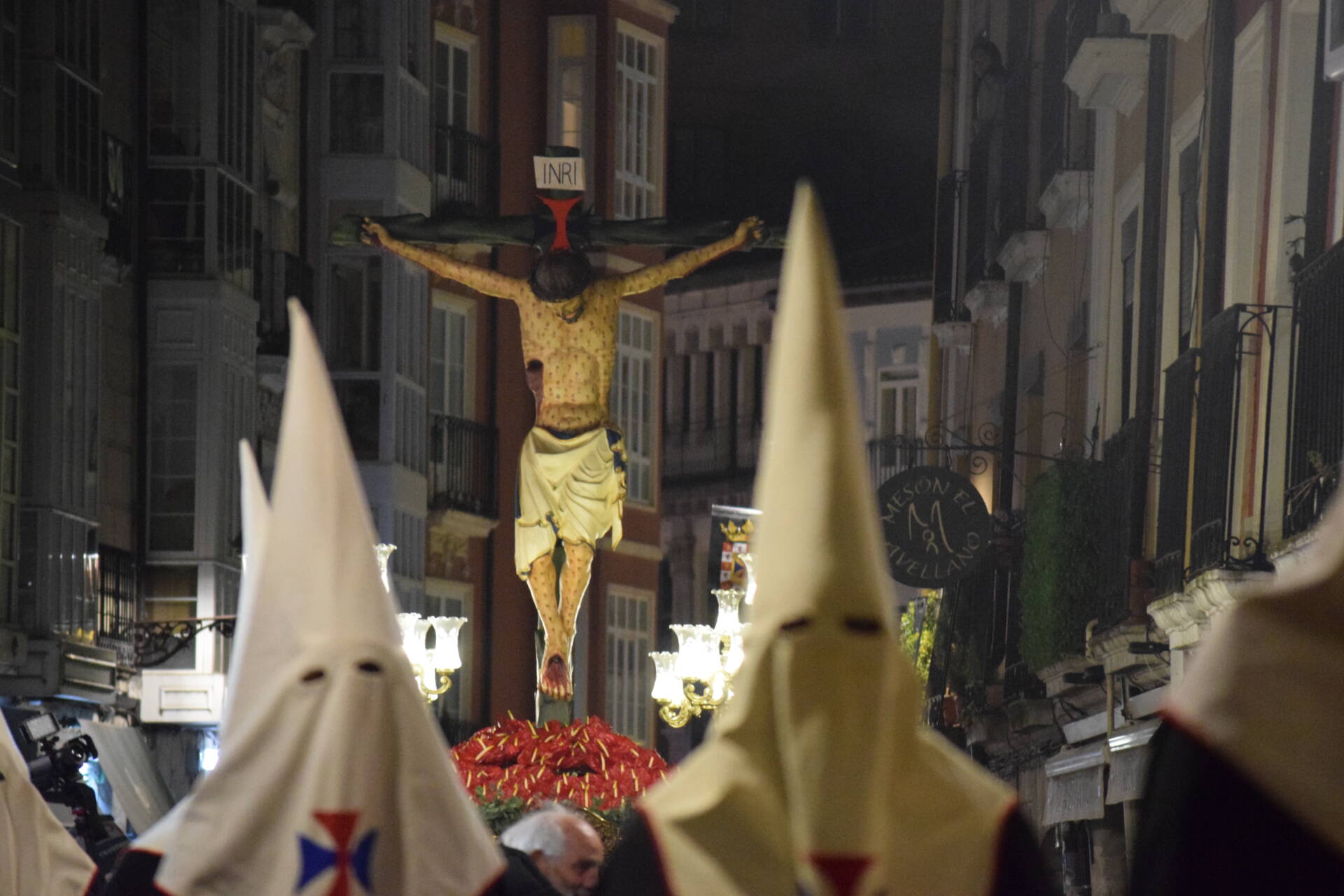 Burgos rinde honores a su Cristo de las Santas Gotas 5 procesión del Santísimo Cristo de Burgos