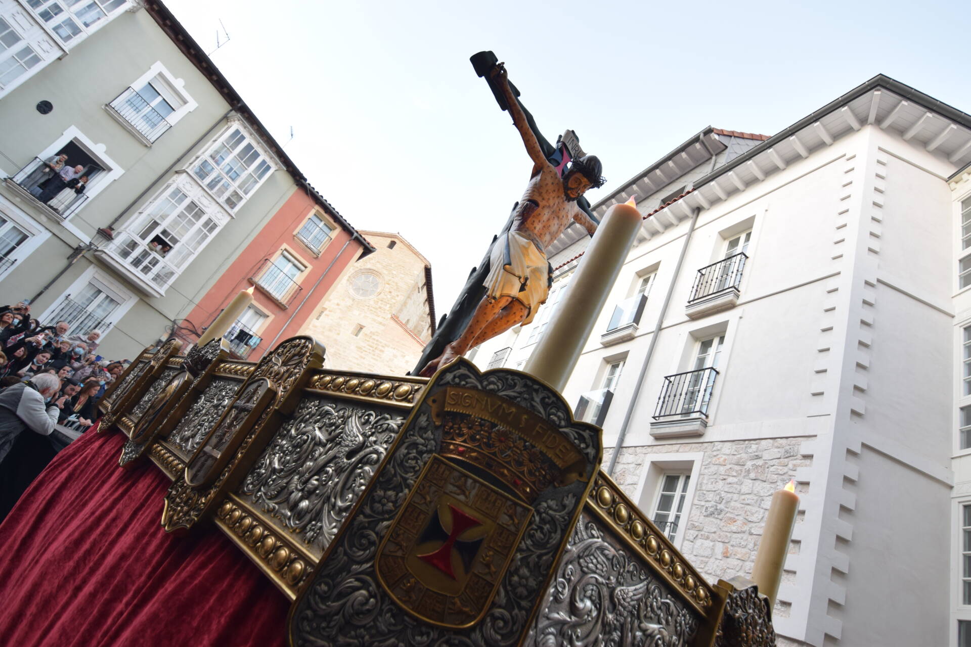 Esta vez sí: el Santísimo Cristo de Burgos recorre las calles en vertical 3 santísimo cristo de burgos