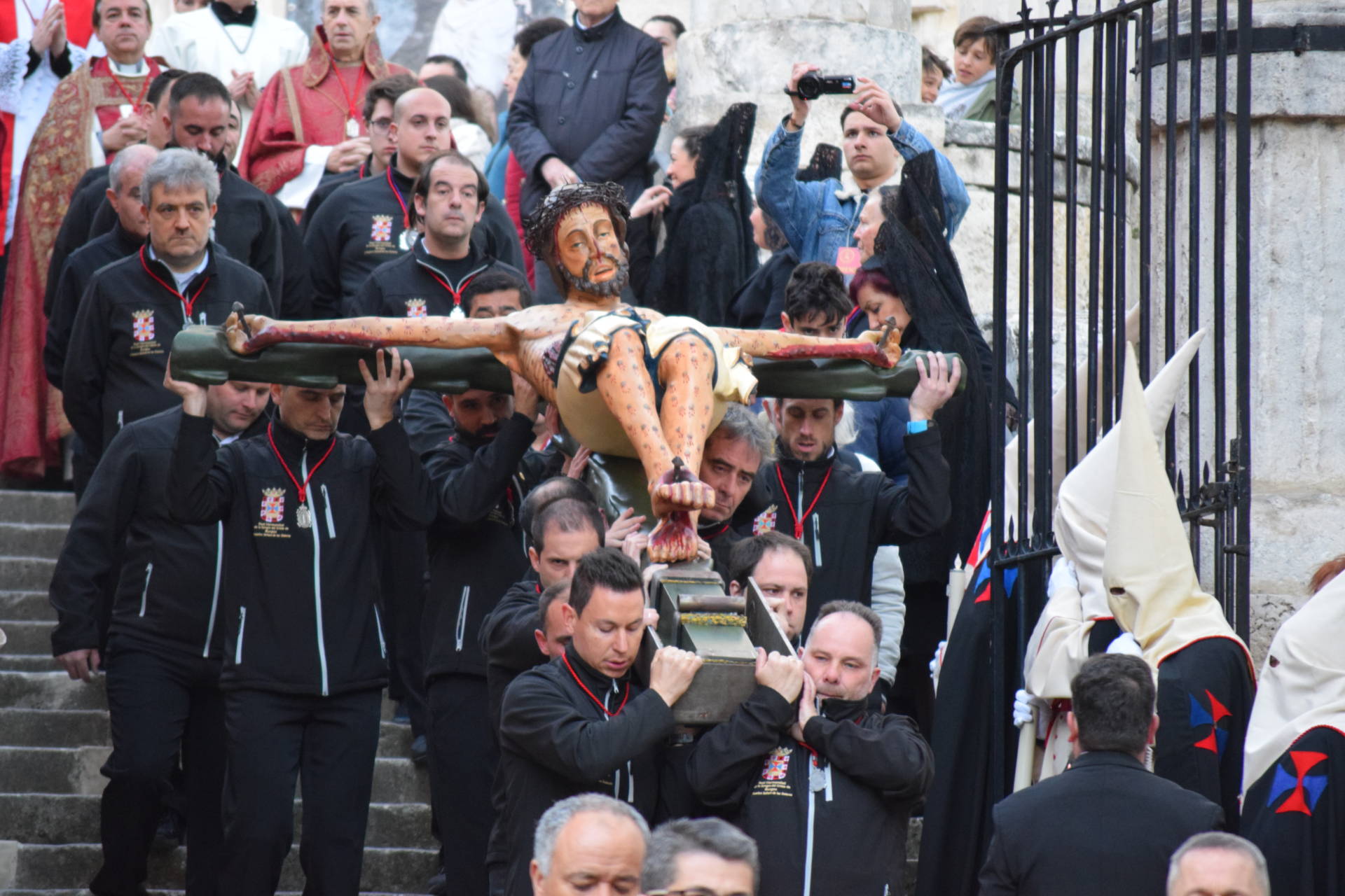 Pasión y sangre en la tarde del Domingo de Ramos 6 santísimo cristo de burgos domingo de ramos