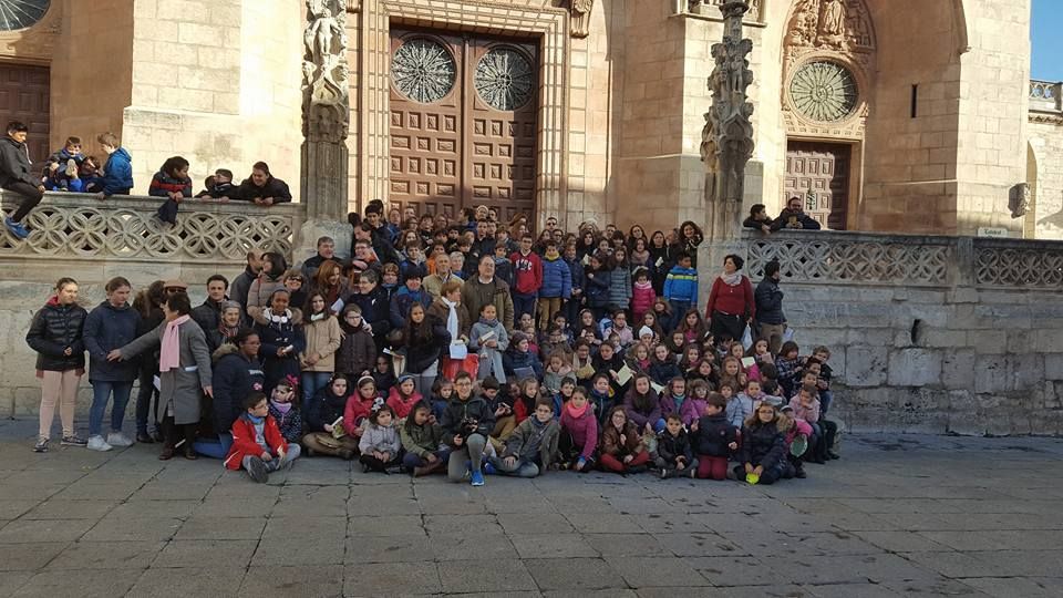 Los niños salen a «sembrar estrellas» por las calles 1 sembradores 1