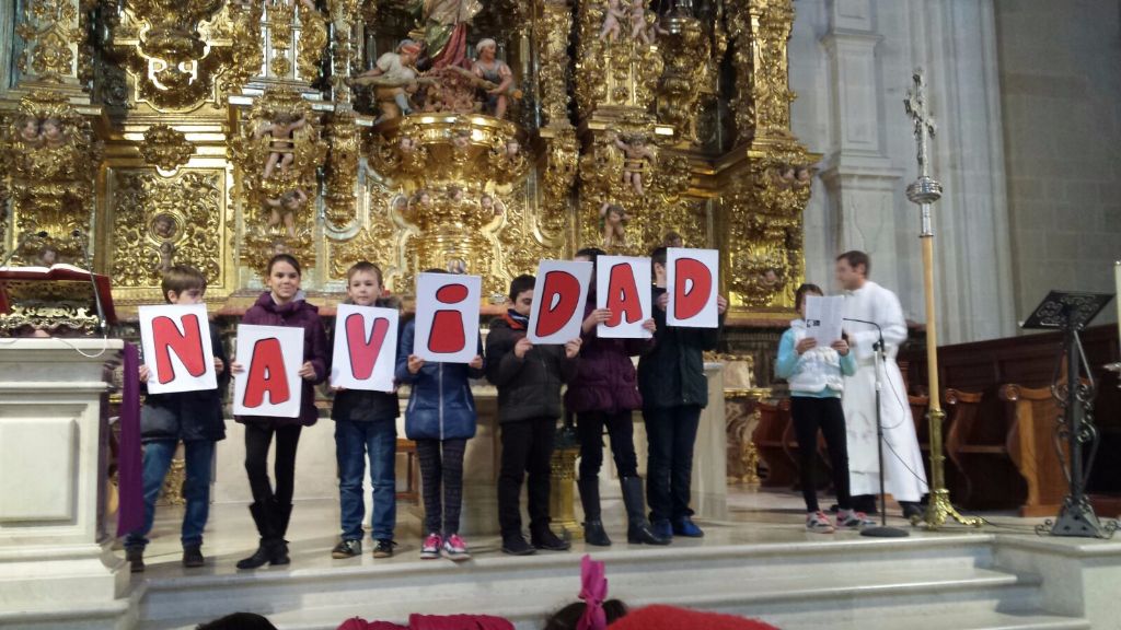 Cientos de niños siembran de estrellas las calles de Burgos 5 sembradores-de-estrellas-4.jpg