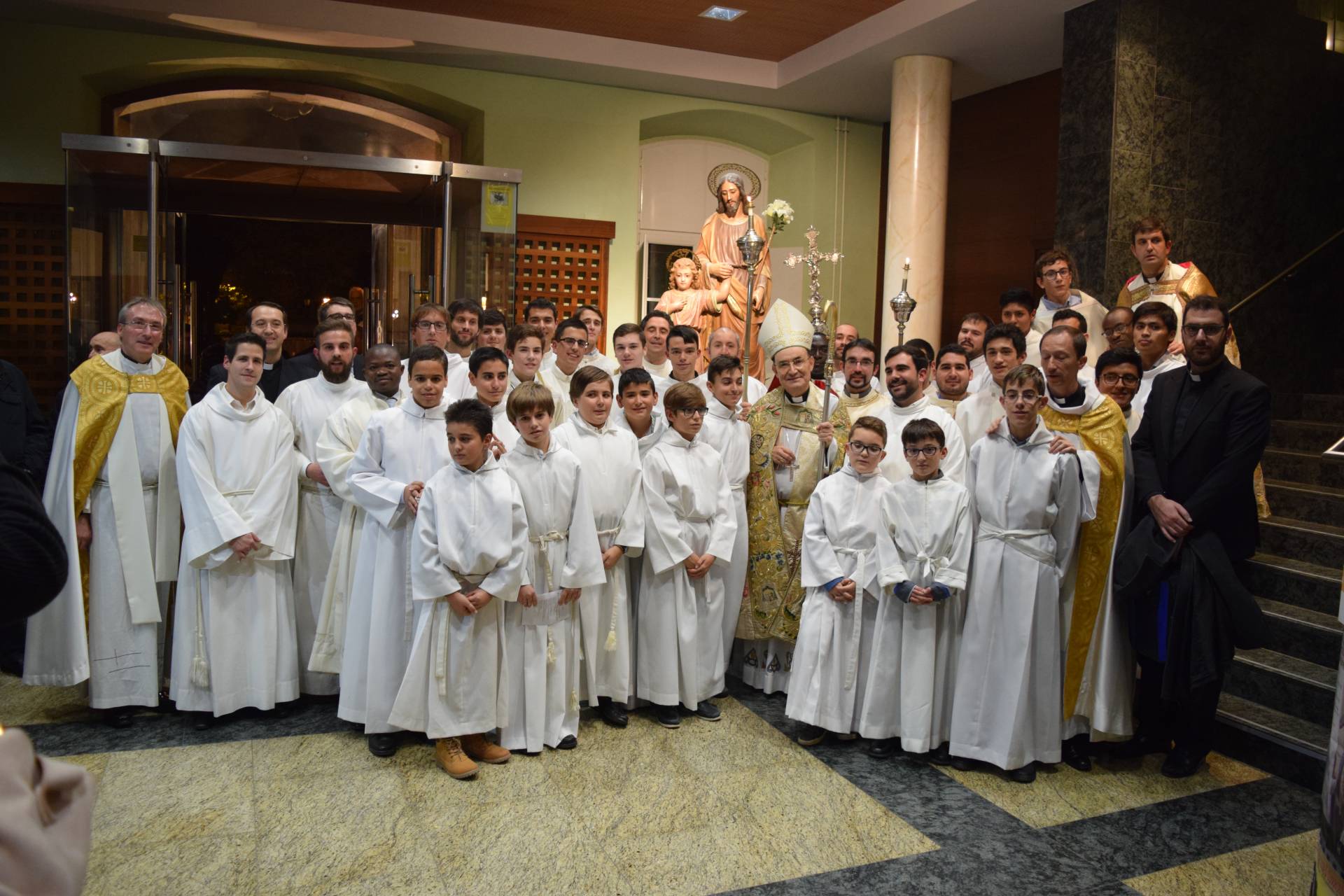 El Seminario celebra su fiesta del Reservado 1 seminario burgos_43