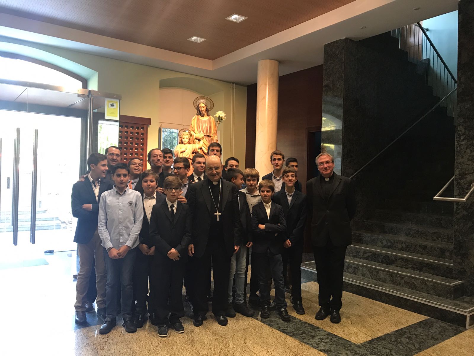 Don Fidel Herráez preside la misa de comienzo de curso en el Seminario Menor 1 seminario menor burgos 2