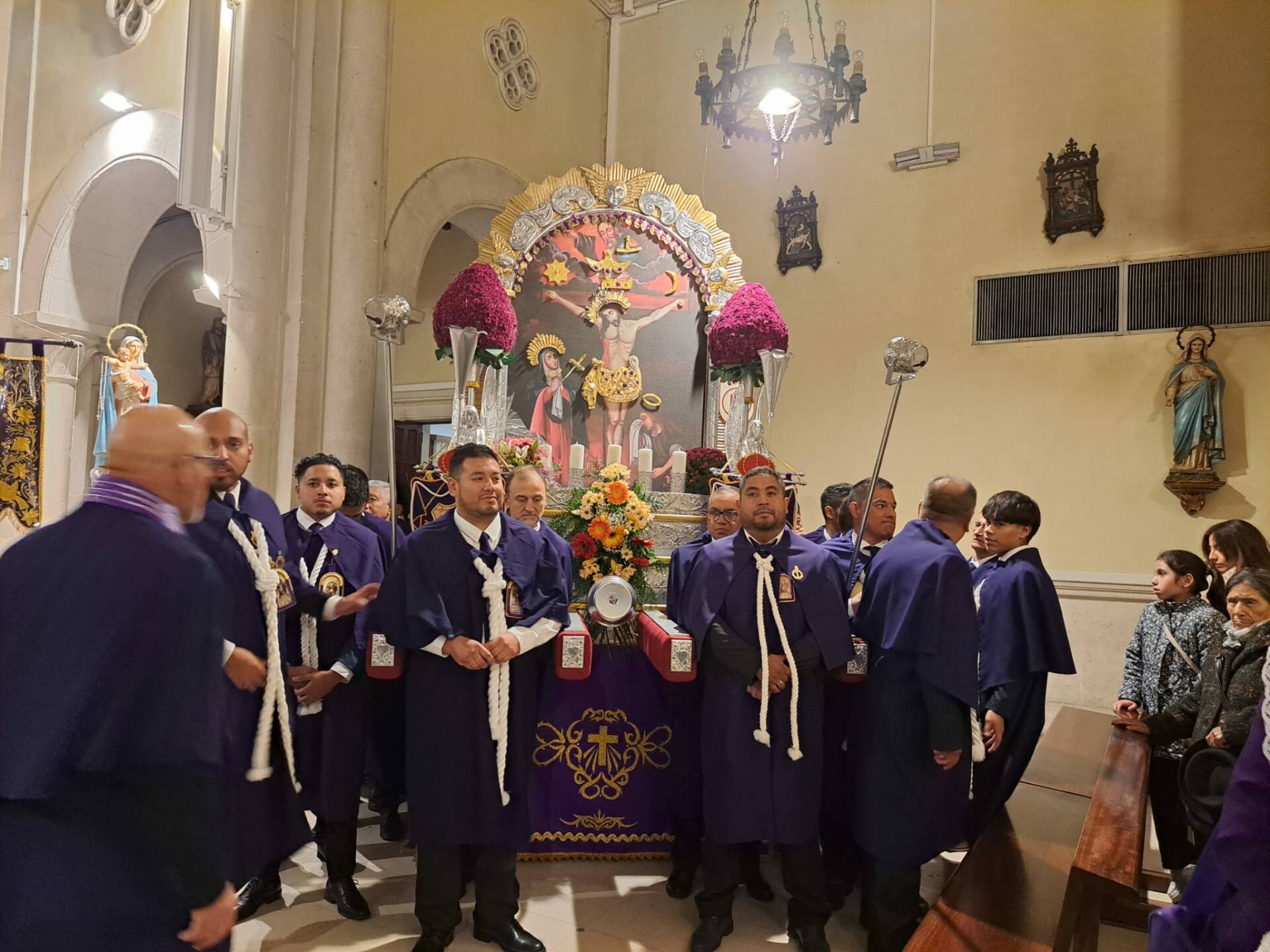 El Señor de los Milagros volverá a las calles de Burgos 1 Y el Señor de los Milagros salió a la calle en Burgos