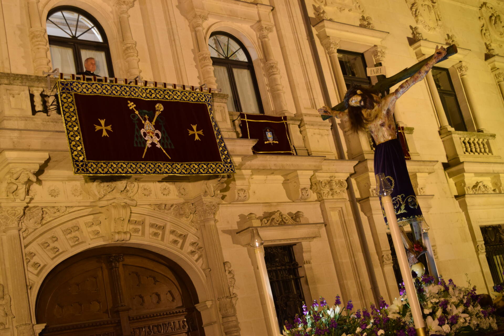 Siete Palabras de Cristo que resuenan en la fría noche burgalesa 5 procesión Siete Palabras Burgos