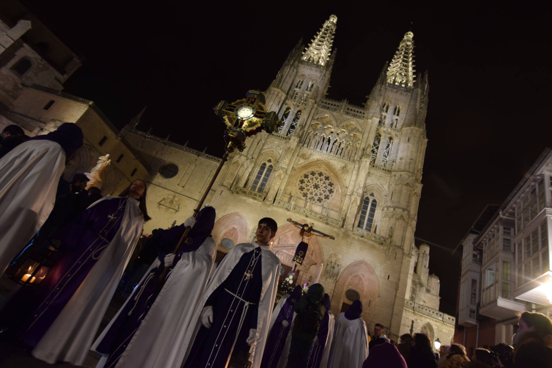 Siete Palabras de Cristo que resuenan en la fría noche burgalesa 1 procesión Siete Palabras Burgos