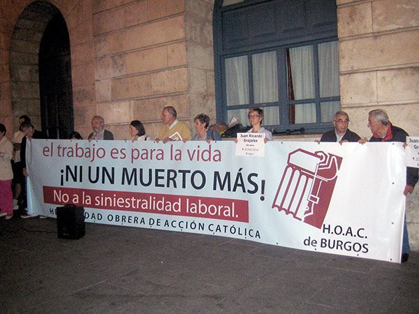 HOAC vuelve a manifestarse contra la siniestralidad laboral 1 hoac