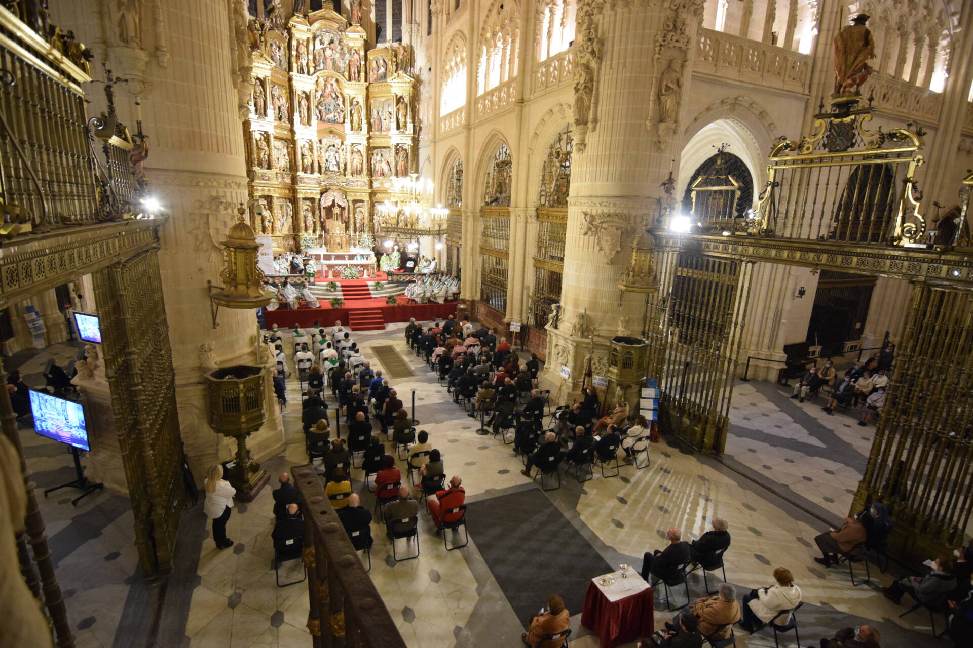 Un tiempo de escucha para discernir lo que el Espíritu suscita en su Iglesia 2 sínodo obispos