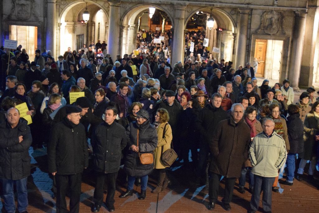 Cientos de cristianos dicen no a una «economía que mata» 24 solidaridad-crisis24.jpg