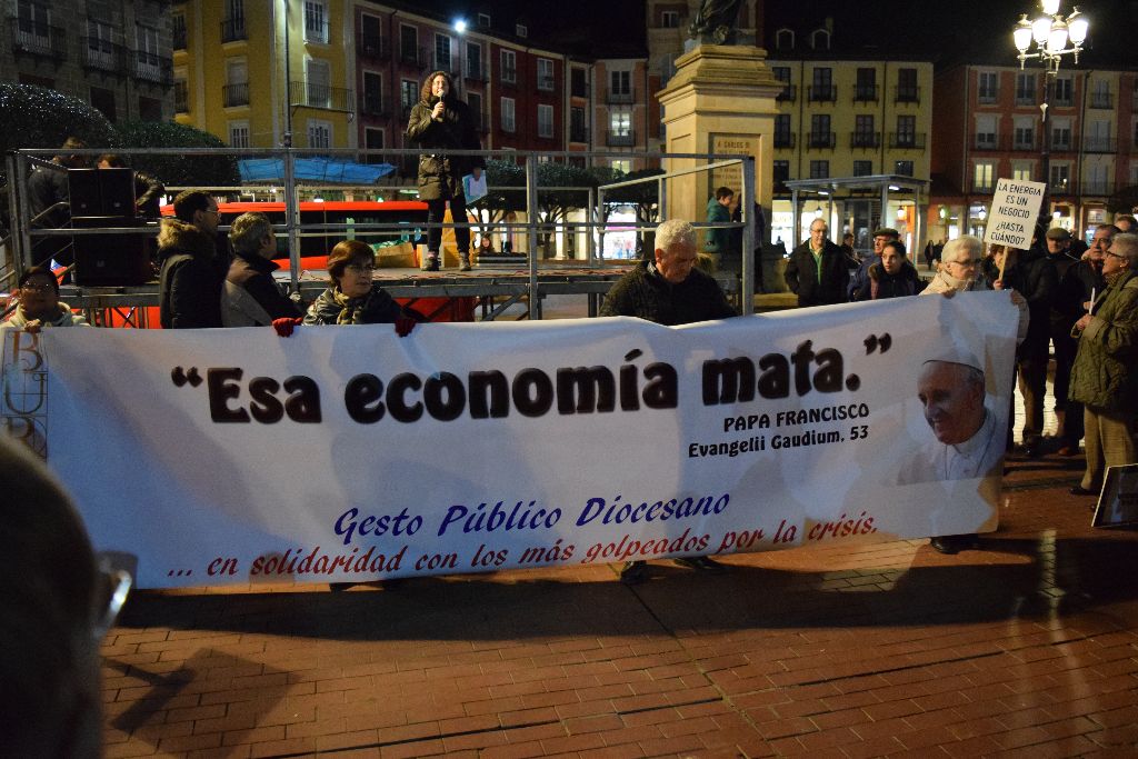 Cientos de cristianos dicen no a una «economía que mata» 1 solidaridad-crisis4.jpg