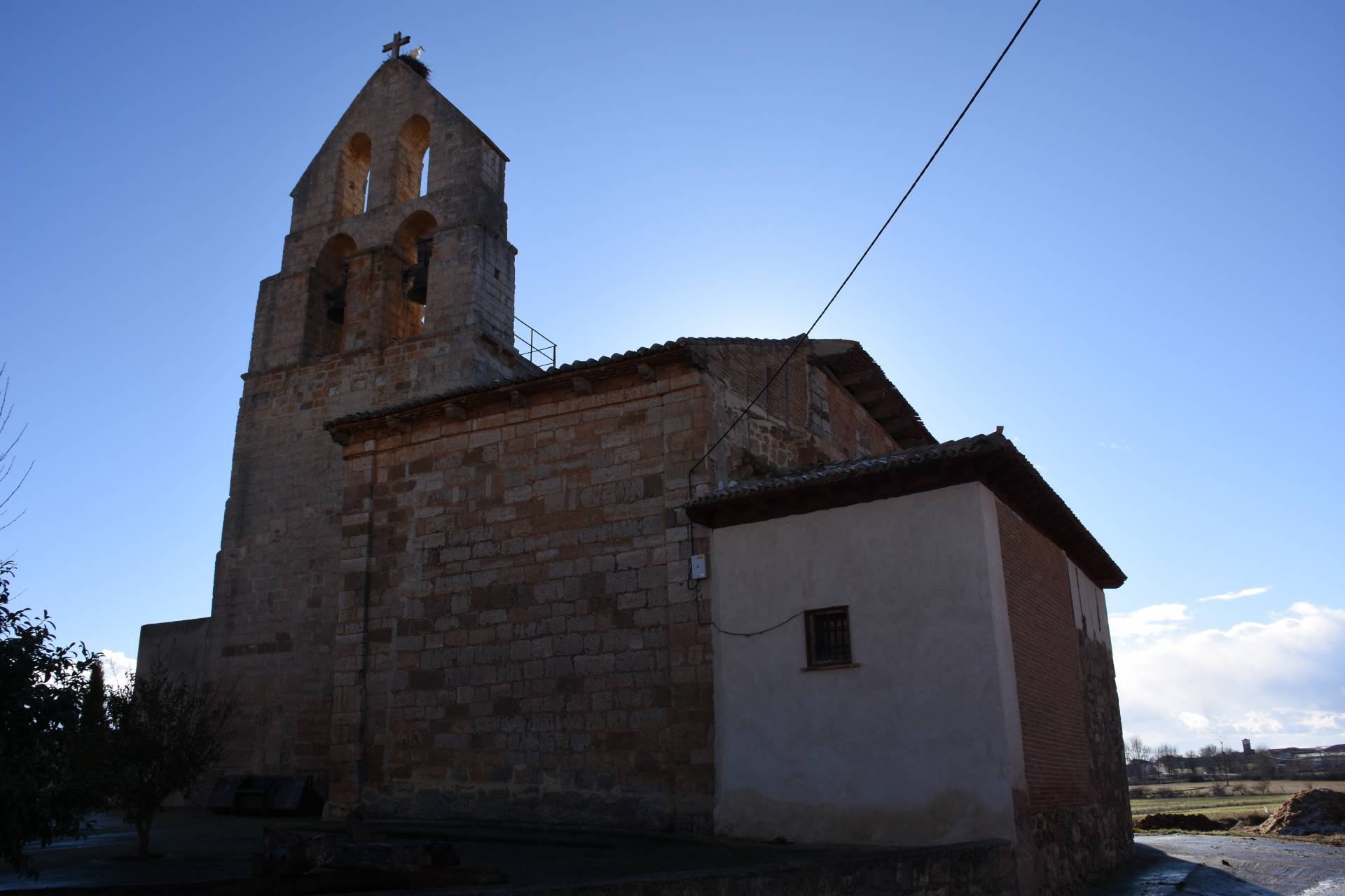 Espadaña, torreón y nido de cigüeña en Sordillos 3 sordillos_4
