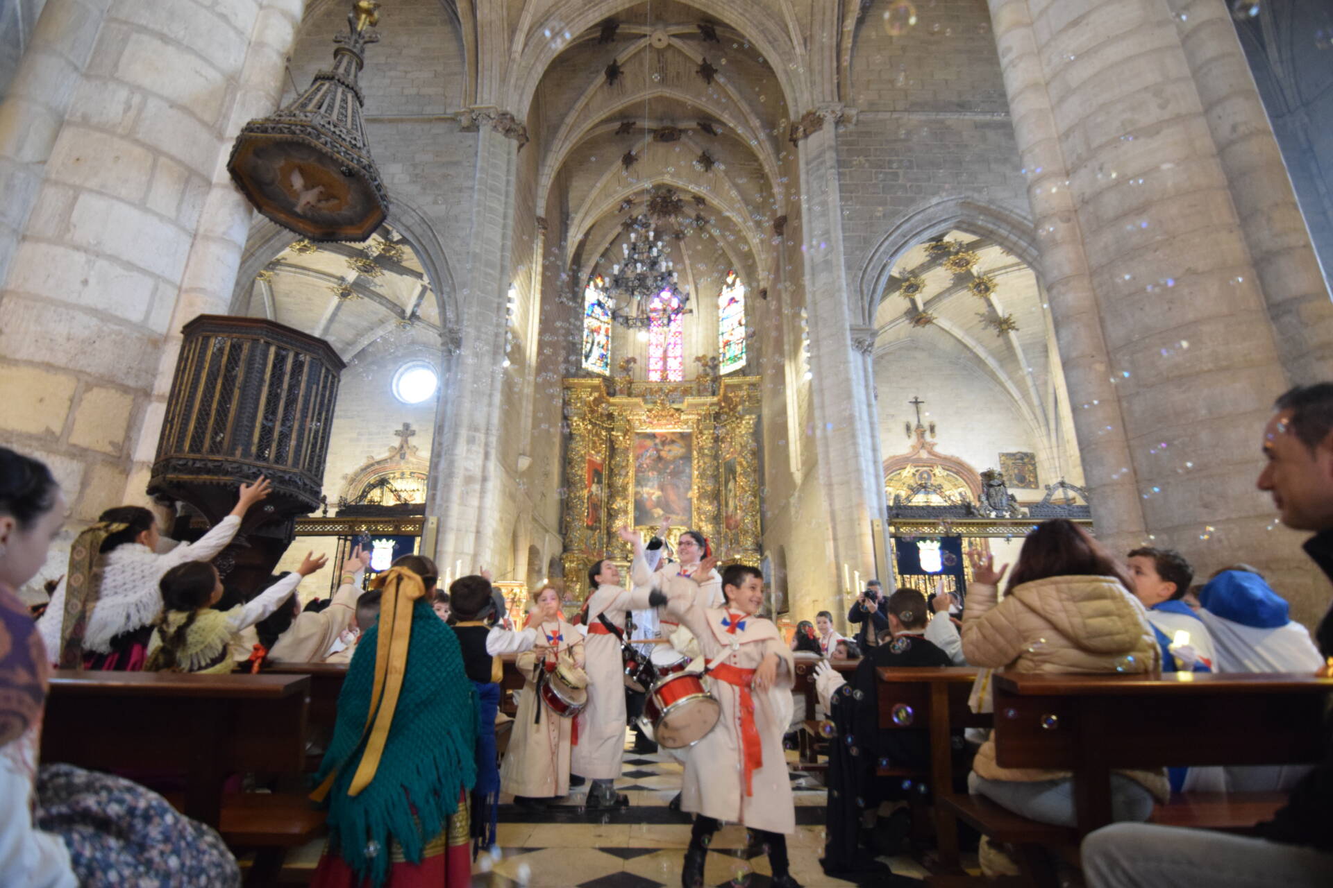 La «tierna procesión» de la Semana Santa burgalesa 1 tierna procesión infantil Burgos