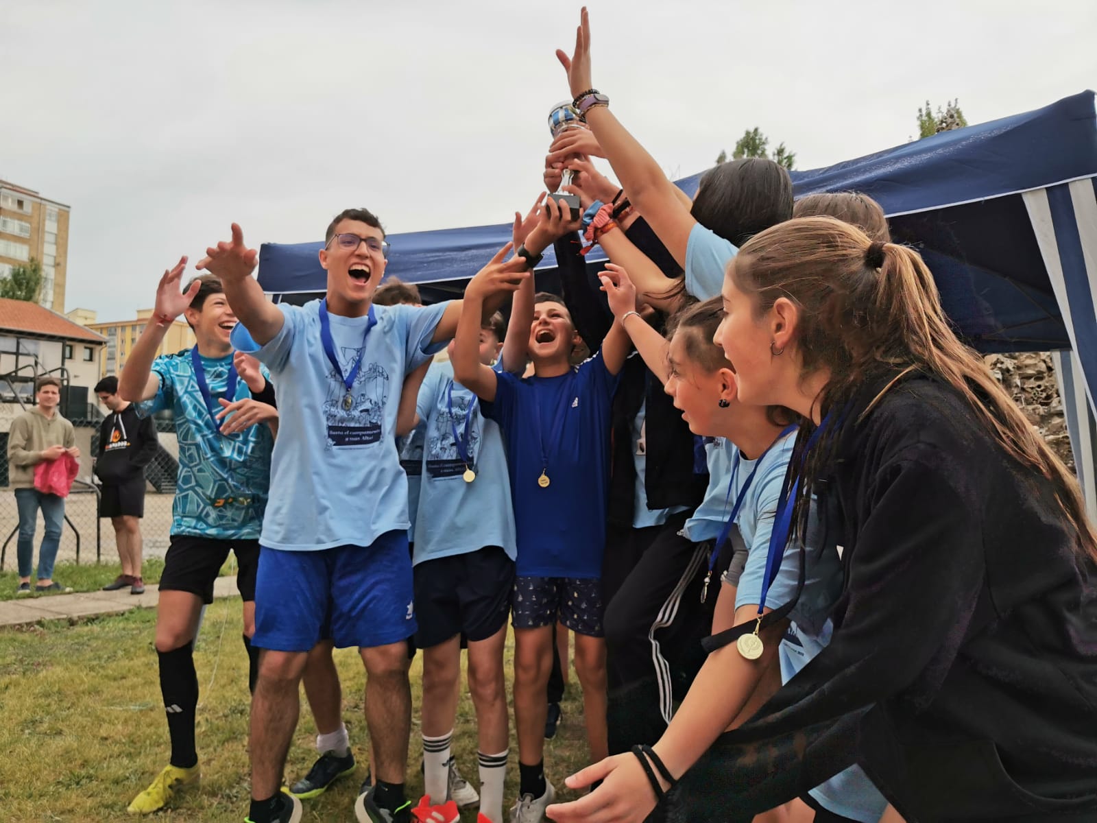 Torneo San José: fútbol y chapuzón... bajo la lluvia 3 torneo san josé seminario burgos deporte