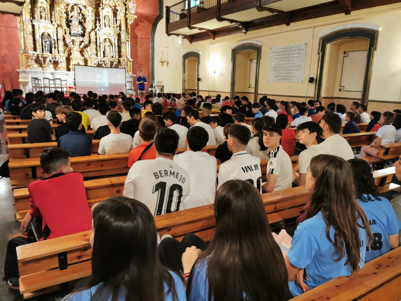 Torneo San José: fútbol y chapuzón... bajo la lluvia 8 torneo san josé seminario burgos deporte