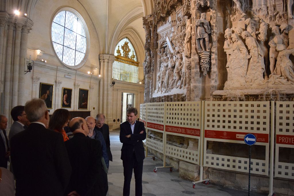 El trasaltar de la Catedral será restaurado tras siglos de deterioro 9 trasaltar-catedral-burgos10.jpg