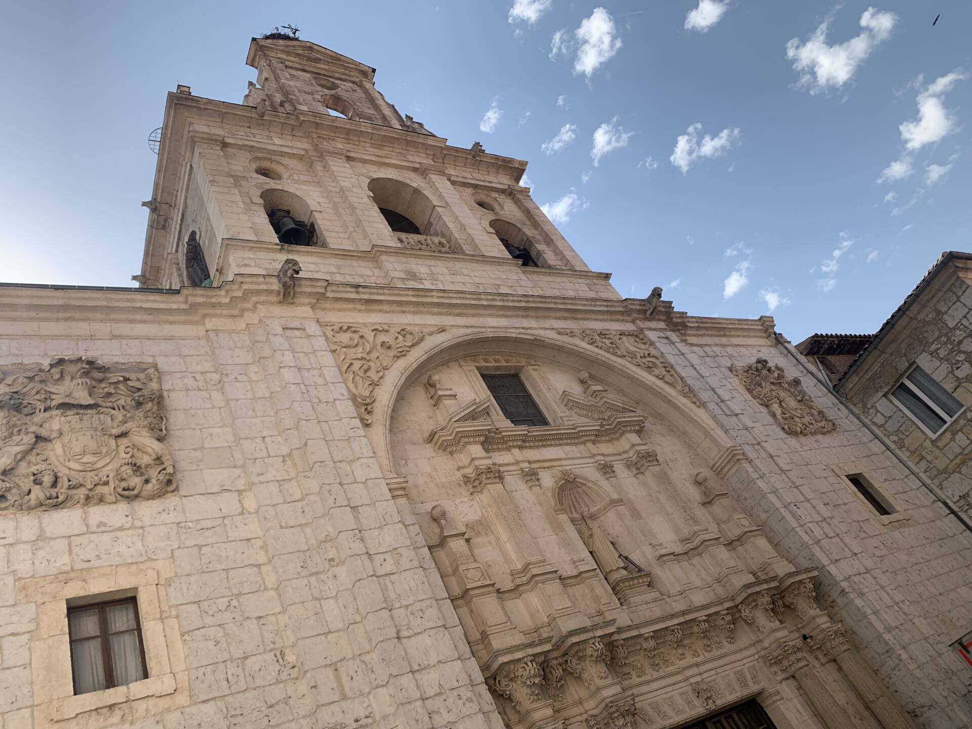 Hacia nuevas unidades pastorales: mismo espíritu que una parroquia pero de estructura más amplia 1 unidades pastorales