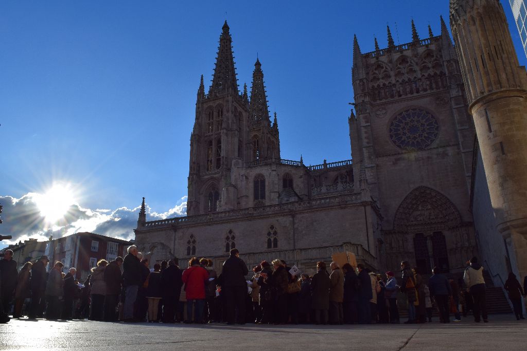 El Via Crucis, un canto a la vida 11 via-crucis-burgos-12.jpg