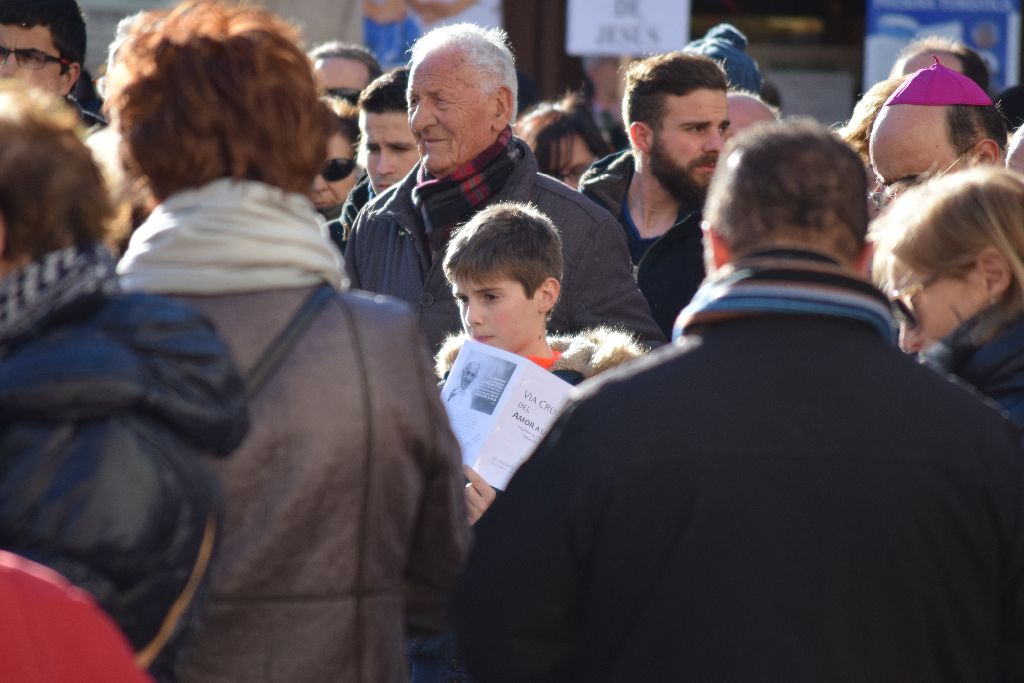 El Via Crucis, un canto a la vida 12 via-crucis-burgos-13.jpg