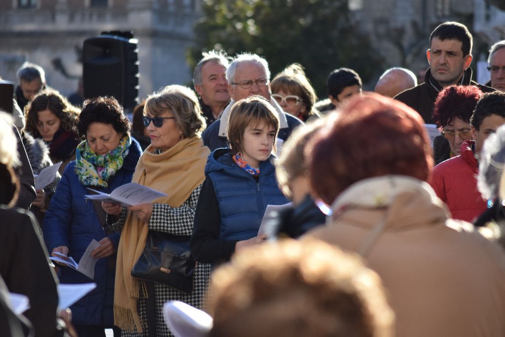 El Via Crucis, un canto a la vida 13 via-crucis-burgos-14.jpg