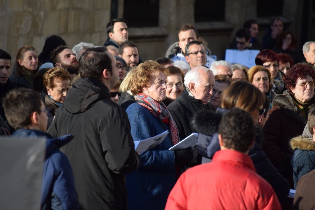 El Via Crucis, un canto a la vida 15 via-crucis-burgos-16.jpg
